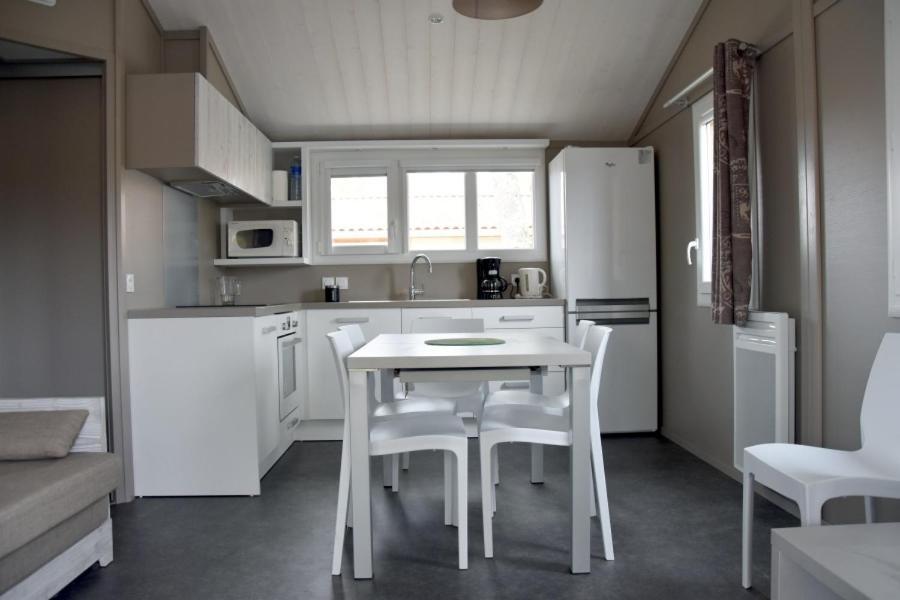 Azur Chalet Avec Piscine מראה חיצוני תמונה